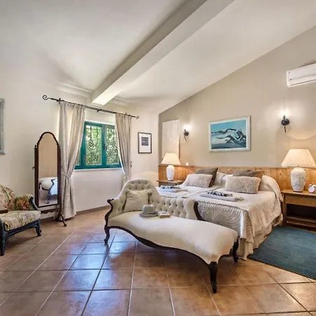 Beau Villa *